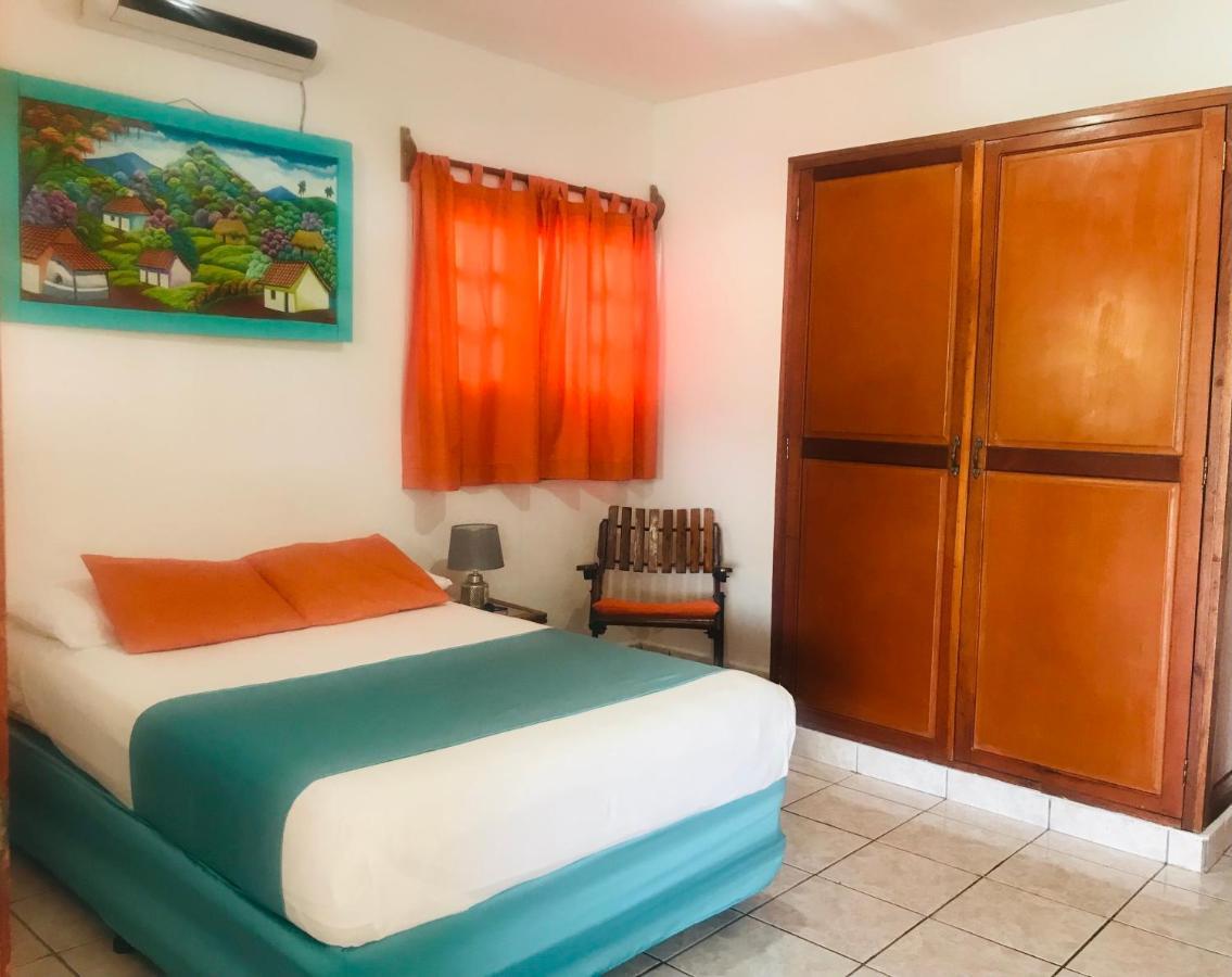 HC Liri Hotel San Juan del Sur Buitenkant foto